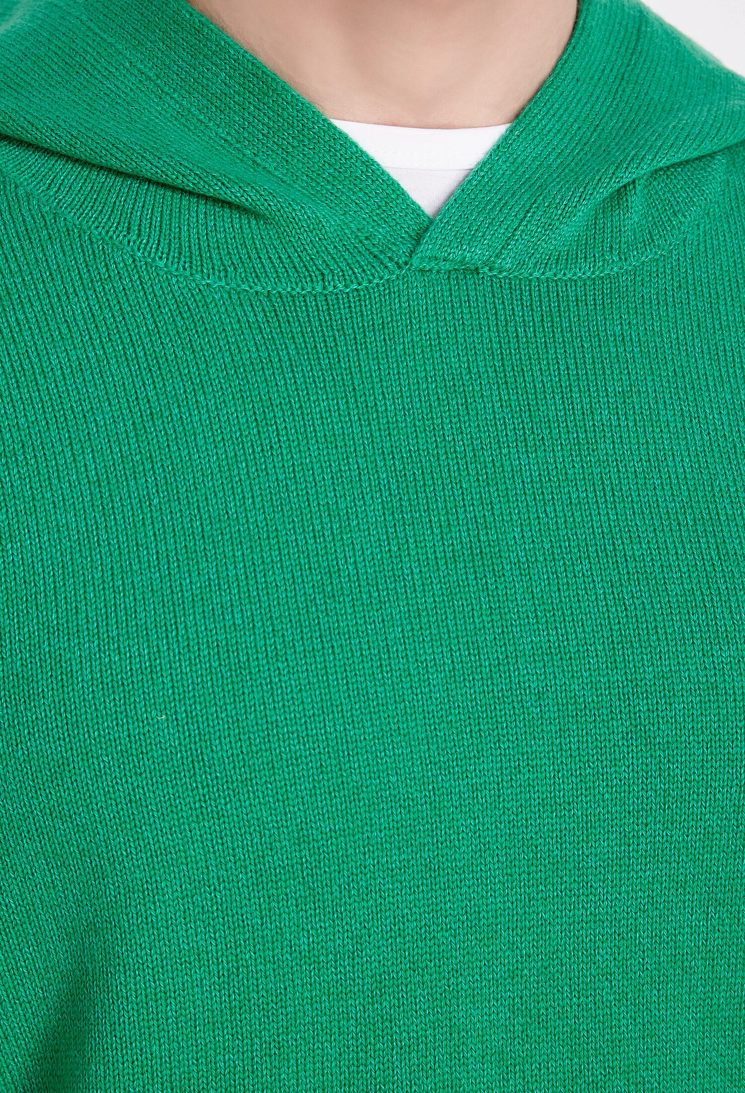 Felpa in lana merino extrafine con cappuccio