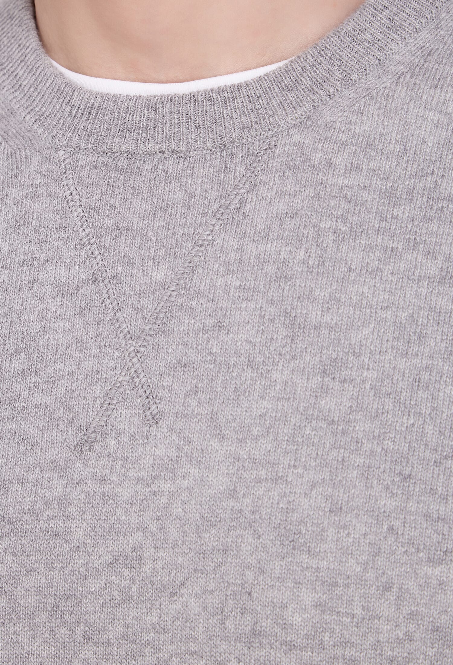 Felpa in maglia girocollo con inserto a V