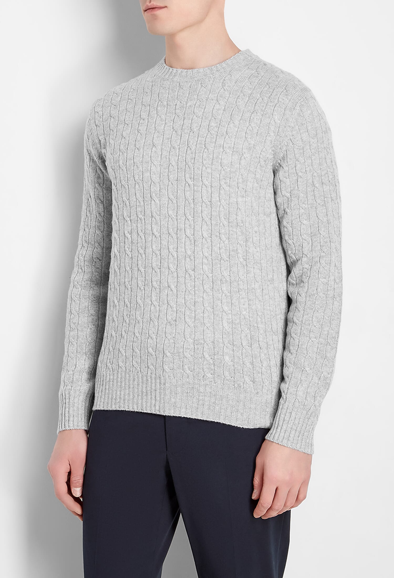 Maglia in cashmere a trecce