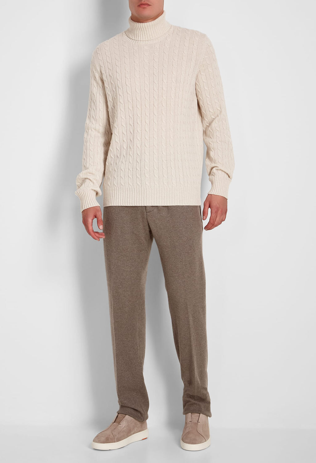 Dolcevita in cashmere a trecce